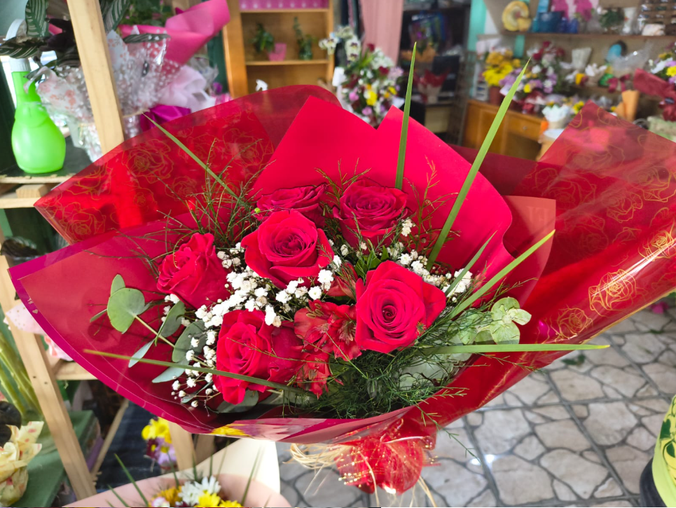 Buquê 6 Rosas view 4